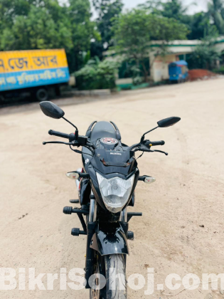 Suzuki gixer Monotoe
